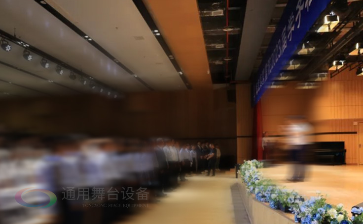 助力漢開書院文化活動高效呈現(xiàn)，彰顯企業(yè)教育場景服務實力！南京漢開書院舞臺阻燃幕布、大幕對開項目